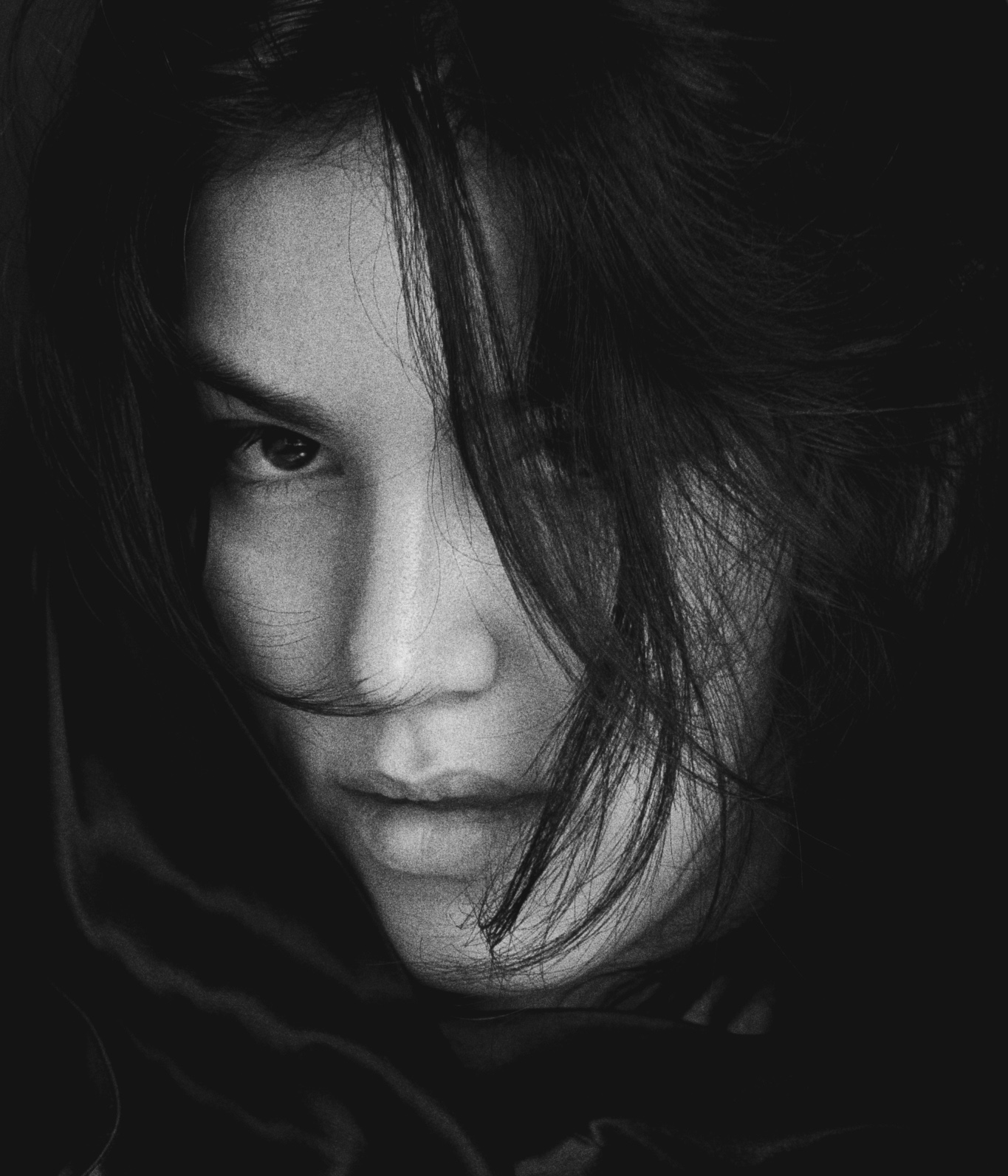 Black and white portrait crop of Zapianna